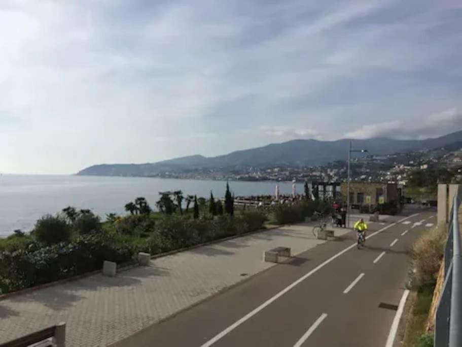 Casa Sveva, A Pochi Passi Dalle Spiagge E Dal Centro Di Arma Di Taggia. Arma di Taggia Exterior foto